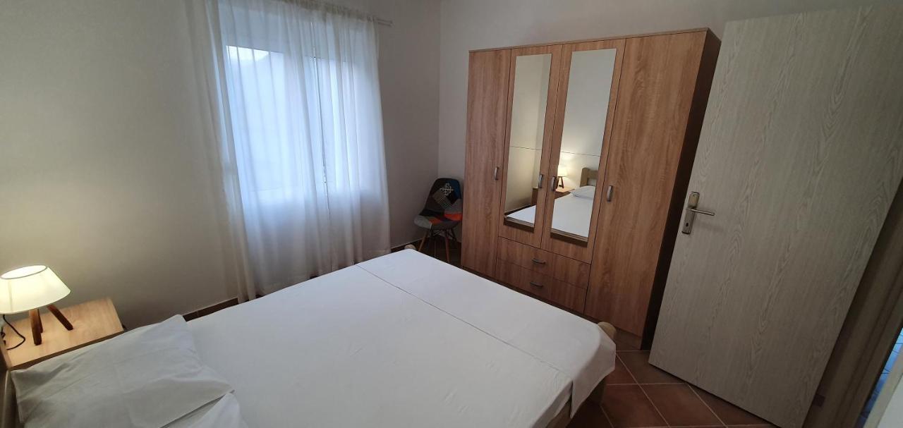 Ancora Prcanj Kotor Exteriör bild
